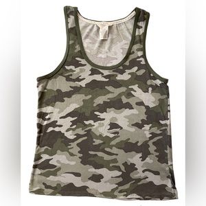 Lucky Brand camo tank top. Size S.